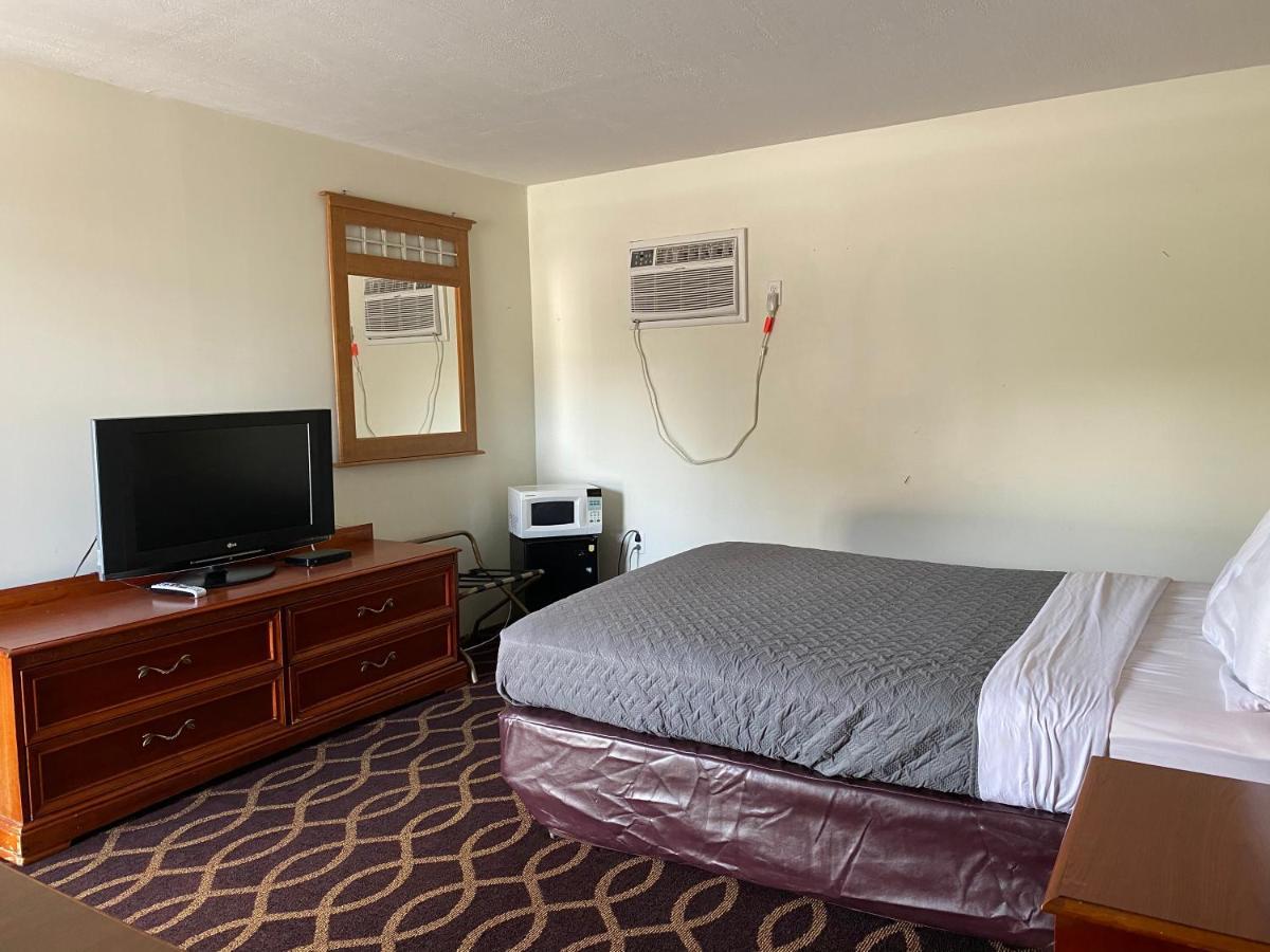 Sonrise Inn Breezewood Экстерьер фото